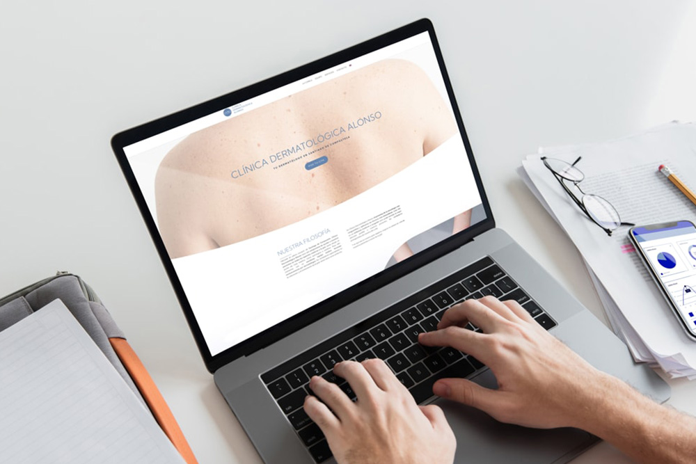 Diseñamos la imagen de marca y la nueva web de la Clínica Dermatológica Alonso